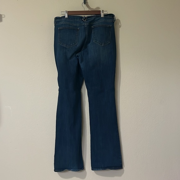 Old Navy Women’s Jeans Blue Size 12 Long The Sweetheart Bootcut Medium Wash - Picture 2 of 5